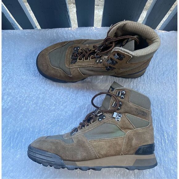 Vasque Women’s Brown Suede Sundowner Boots Sz 7.5 US - Picture 2 of 10